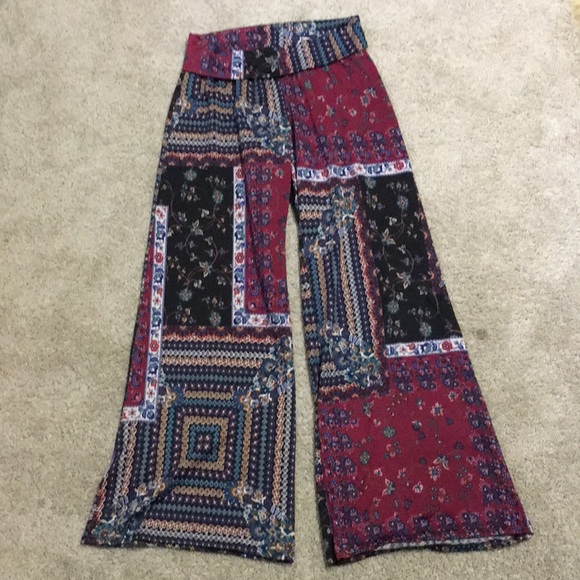 About A Girl Pants - Palazzo pants, patterned, about a girl, size m
